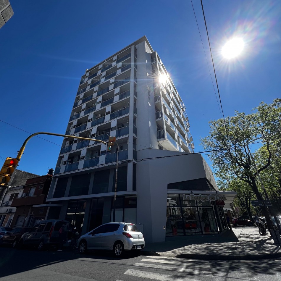 ALQUILER. Laprida y Santiago del estero