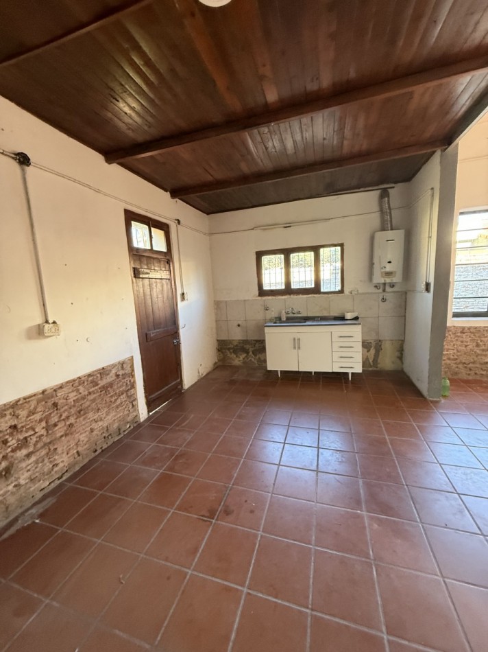 ¡En venta! Amplia casa ideal inversores