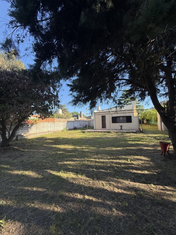 ¡En venta! Amplia casa ideal inversores