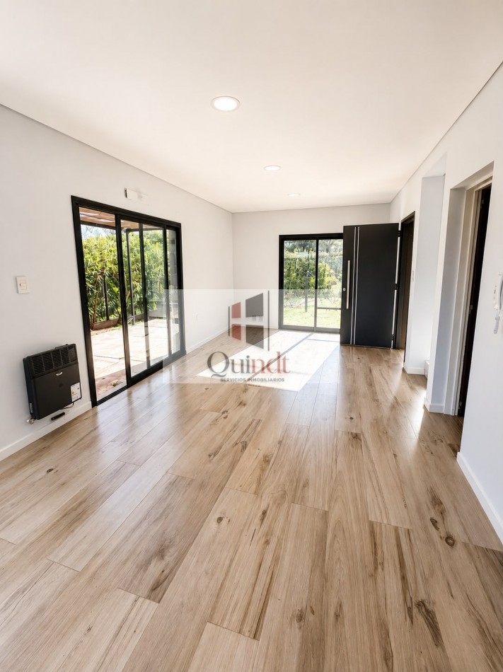 Hermoso duplex zona Toma Vieja