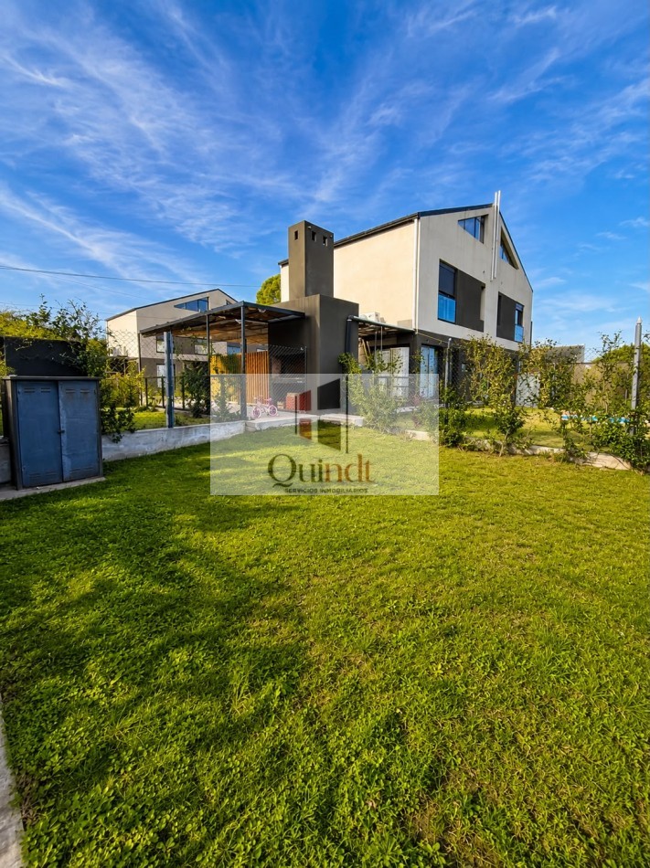 Hermoso duplex zona Toma Vieja