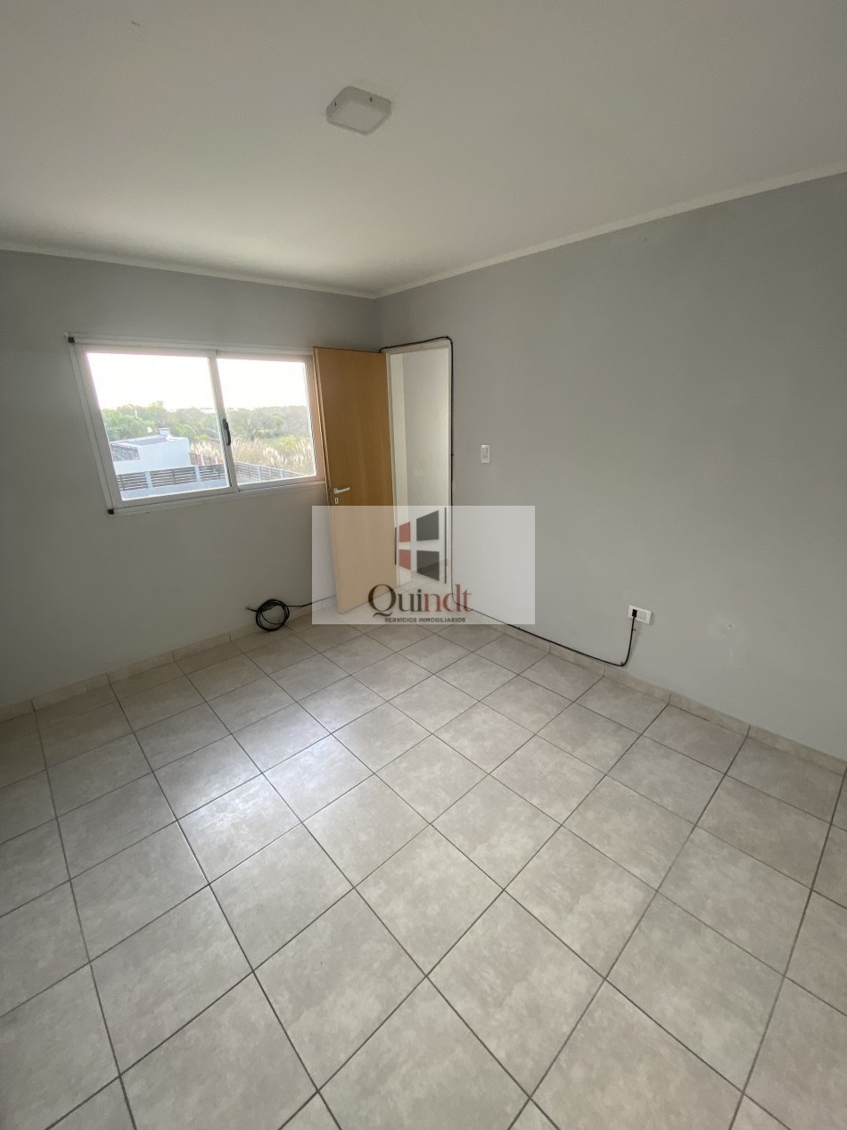Lopez Jordan (zona Barrio Privado Santa Candida)