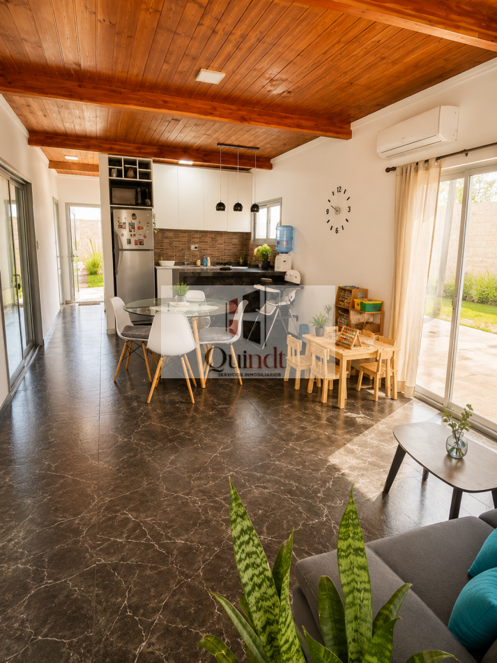 ¡Disponible a partir de Julio! Hermosa casa 2 dormitorios