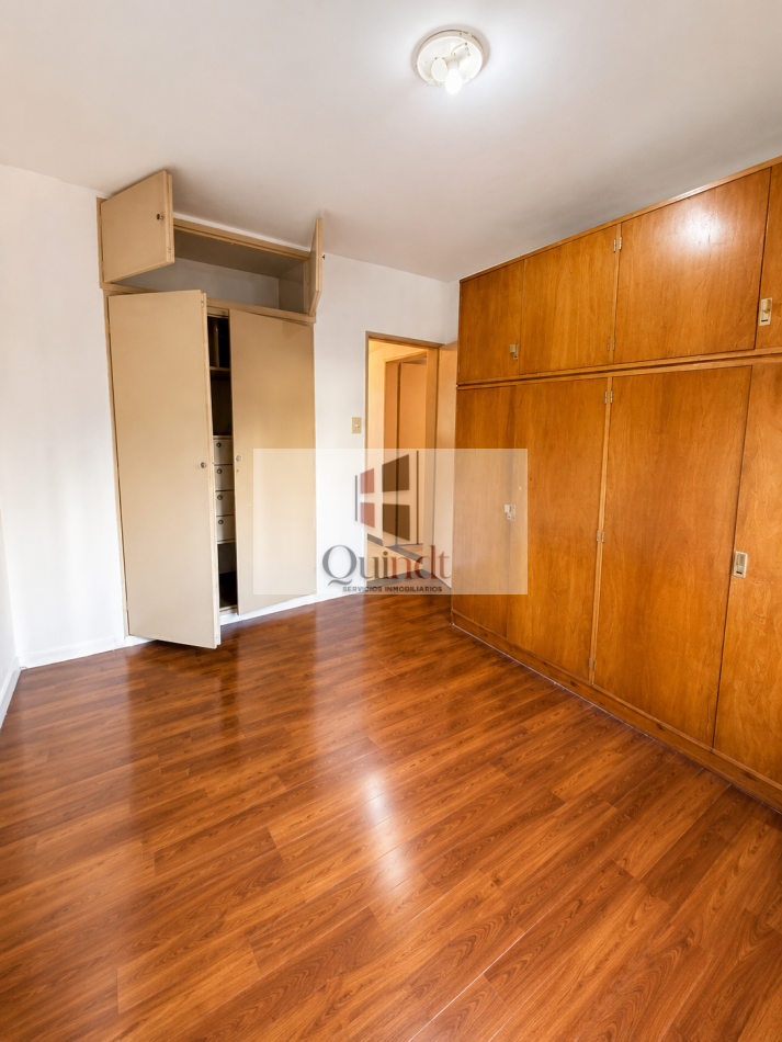 Departamento en planta baja con cochera 